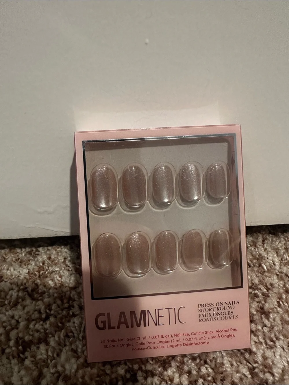 Glamnetic Short Round Nude Pearl Shimmer Glue On Nails